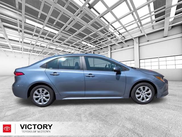Used 2026  Toyota LE image 2