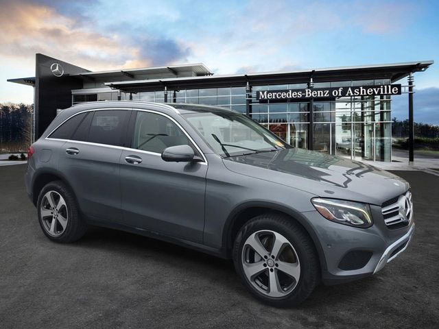 Selenite Gray Metallic 2017 Mercedes-Benz GLC 300 SUV / Crossover Rear-Wheel Drive 9-Speed Automatic