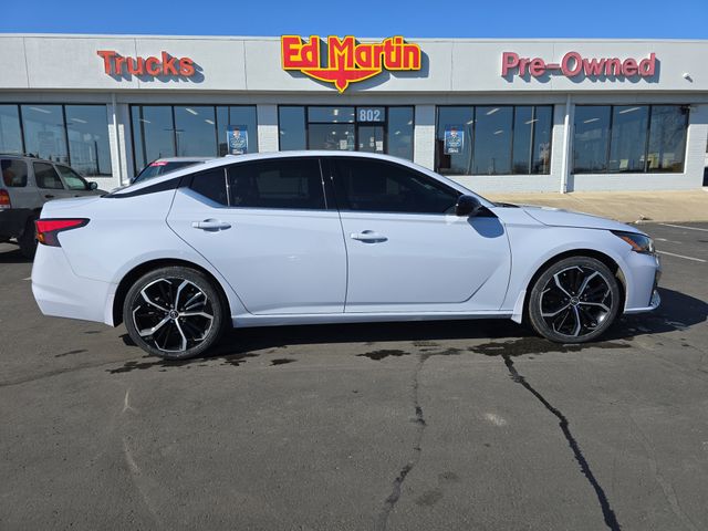 2023 Nissan Altima 2.5 SR FWD