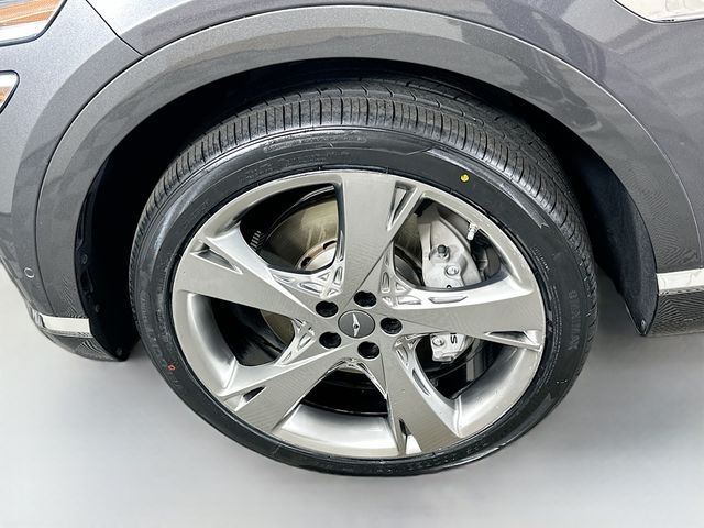 Thumbnail: 2021 Genesis GV80 - 32