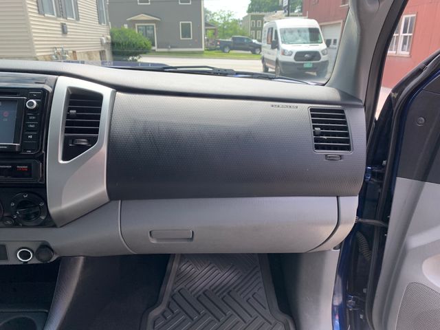 Used 2014 Toyota Tacoma Truck