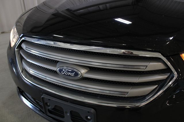 Used 2018 Black Ford SEL image 31