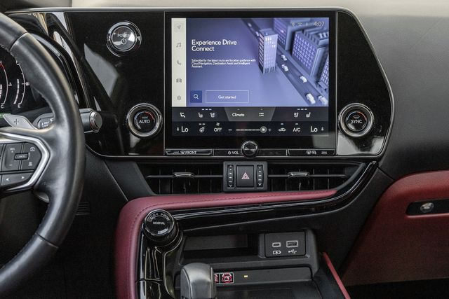2024 Lexus NX 350h Premium photo