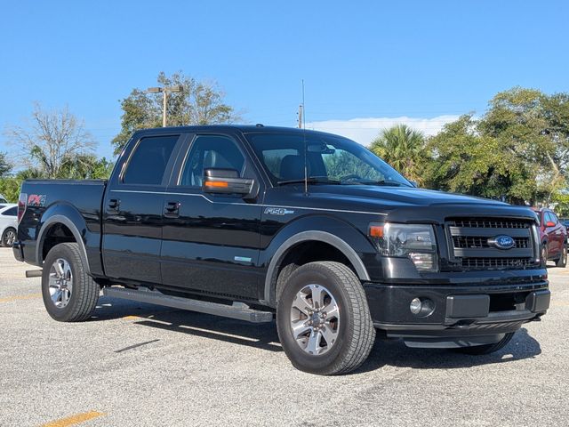 Tuxedo Black Metallic 2013 Ford F-150 Pickup Truck Four-Wheel Drive 6-Speed Automatic