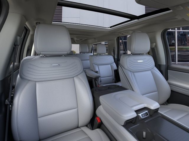 New 2026 White Ford Platinum image 10