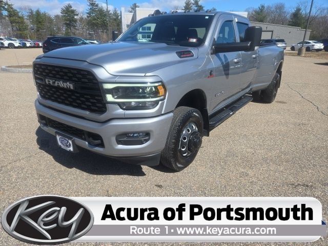 2022 RAM 3500 Big Horn Crew Cab LB DRW 4WD
