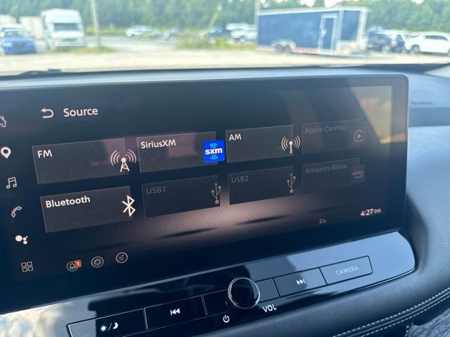 2025 Nissan Rogue Platinum:C02794