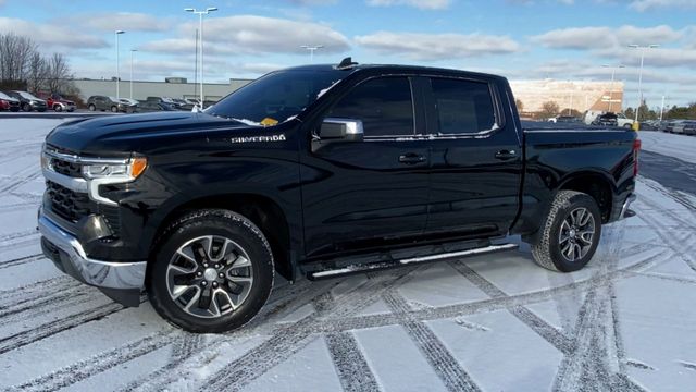 2024 Chevrolet Silverado 1500 LT 4