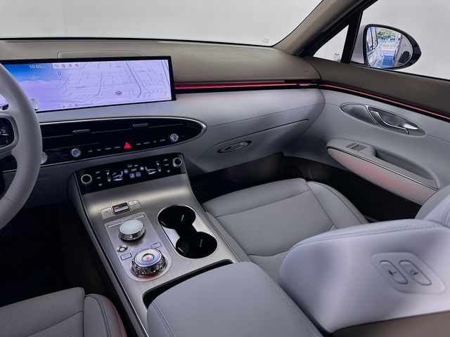 Thumbnail: 2026 Genesis GV70 - 24