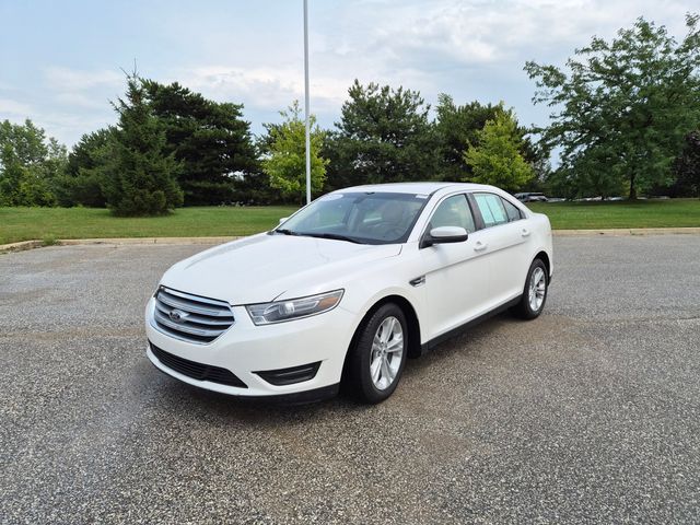  2018 Ford Taurus SEL AWD   