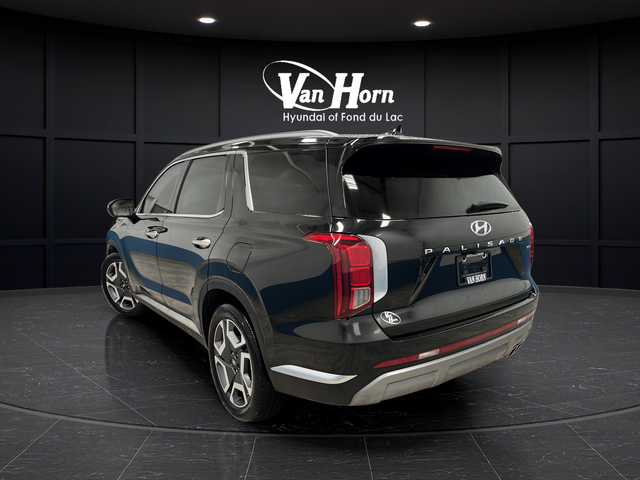 Used 2025 Abyss Black Pearl Hyundai Limited image 5