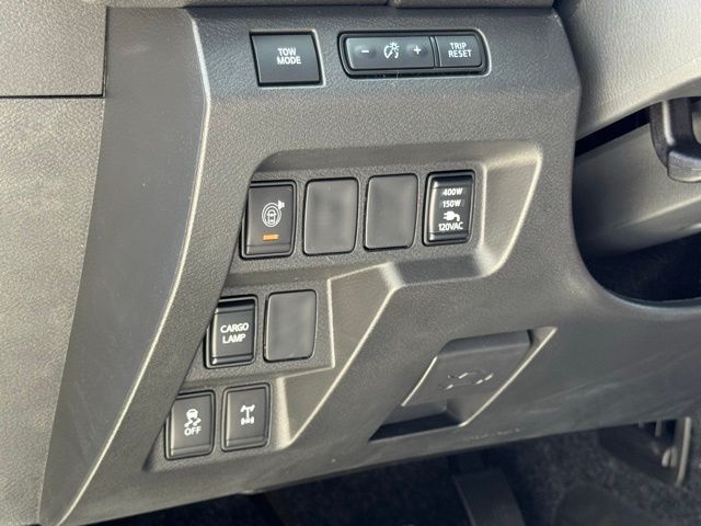 New 2026 Nissan Frontier Truck