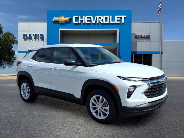 Summit White 2026 Chevrolet Trailblazer SUV / Crossover Four-Wheel Drive 9-Speed Automatic