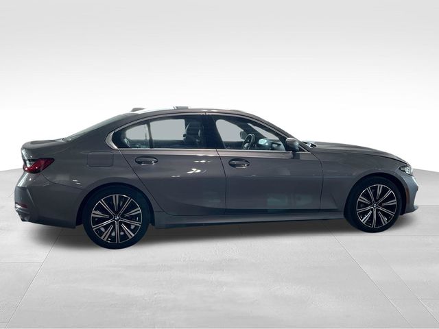 2025 BMW 3 Series 330i - Photo 14