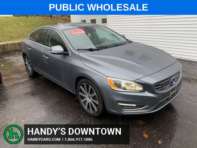 2017 Volvo S60 T5 AWD Inscription Platinum's photo