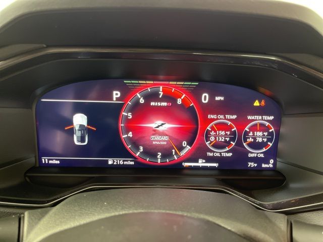 2025 Pearl White Tricoat/Super Black Nissan Z NISMO RWD Coupe