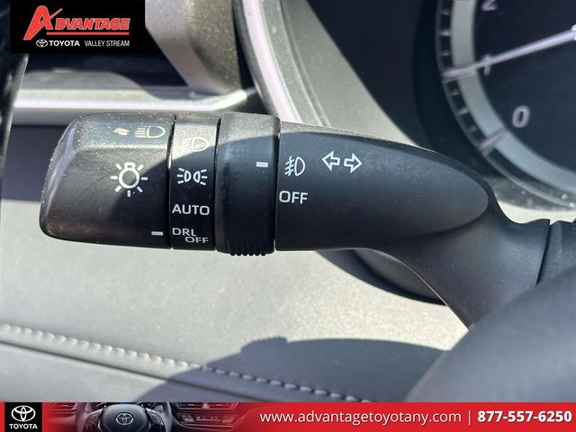 Used 2021 Toyota Highlander SUV