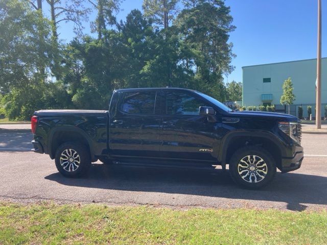 2022 GMC Sierra 1500 AT4 32