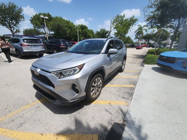 2019 Toyota RAV4 - $24,977
