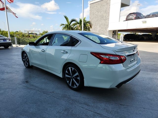 2016 Nissan Altima 2.5 SR 13