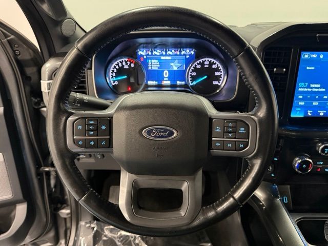 Used 2022 Gray Ford XLT image 18