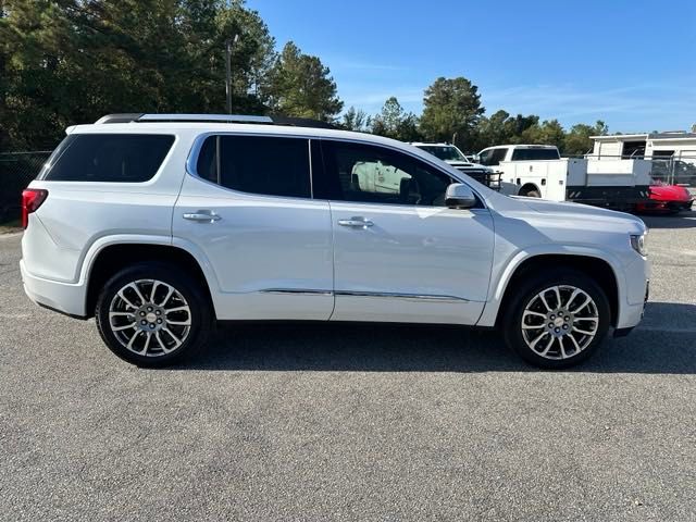 2023 GMC Acadia Denali 6