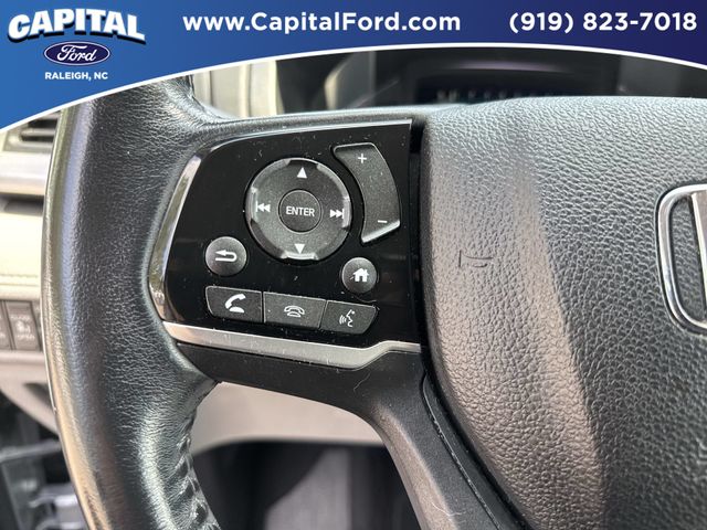 Used 2019 Black Honda EX-L image 23