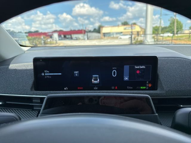 New 2025 White Ford Premium image 31