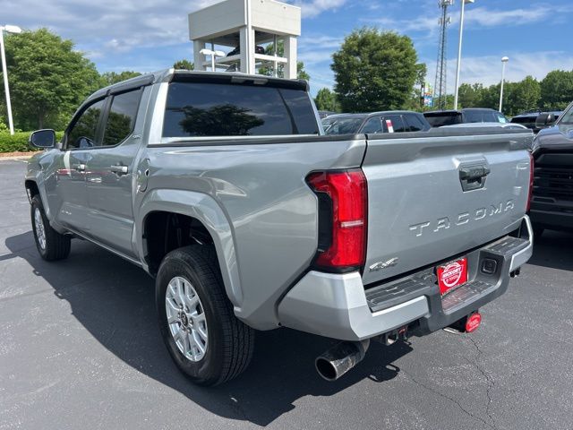 2024 Toyota Tacoma SR5 - Photo 11