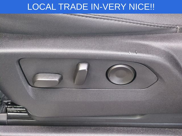 Used 2023 Gray Chevrolet LT image 17