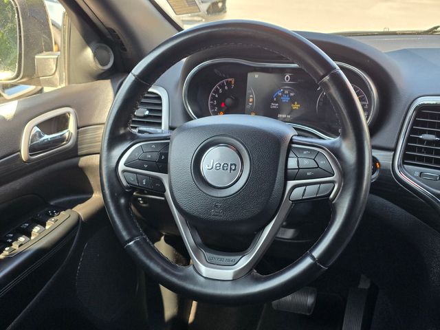 2020 Jeep Grand Cherokee Laredo E:B02330