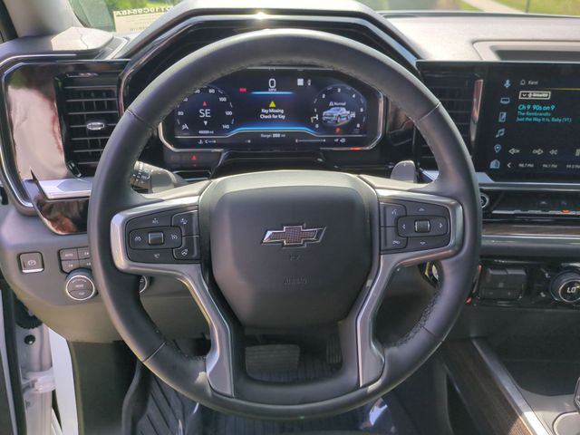 Used 2023 White Chevrolet RST image 14
