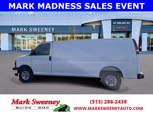 2025 GMC Savana Cargo 2500 RWD