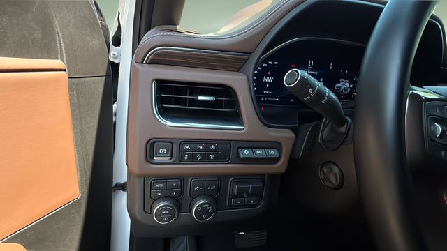 Used 2024 Beige Chevrolet High Country image 22