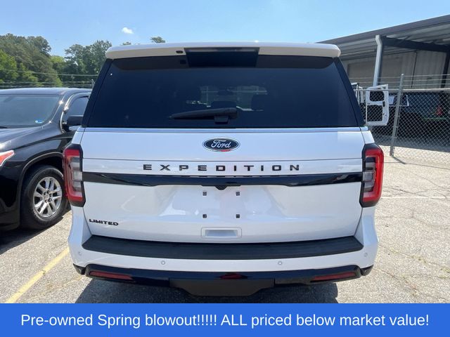 Used 2022 White Ford Limited image 15