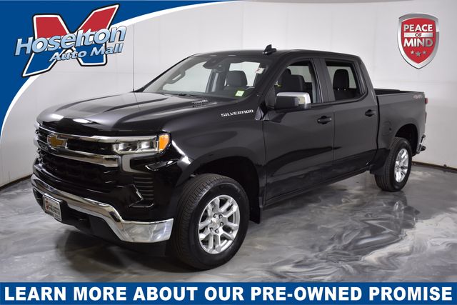 Black 2025 Chevrolet Silverado 1500 Pickup Truck Four-Wheel Drive 8-Speed Automatic