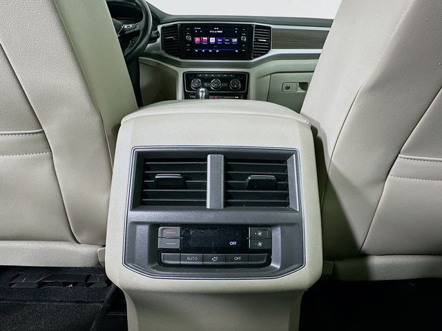 Thumbnail: 2018 Volkswagen Atlas - 25