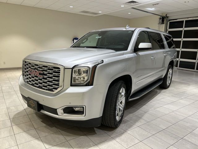 Quicksilver Metallic 2020 GMC Yukon XL SUV / Crossover 4X2