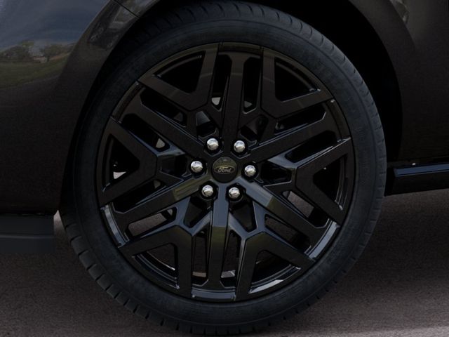 New 2027 Gray Ford Platinum image 19