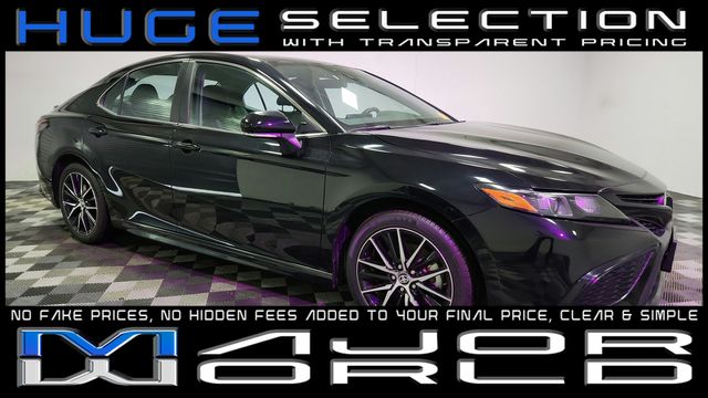 2024 Toyota Camry SE FWD