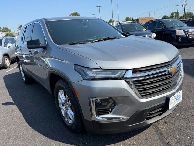 Sterling Gray Metallic 2023 Chevrolet Traverse SUV / Crossover Four-Wheel Drive 9-Speed Automatic