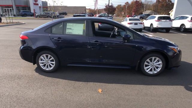 2025 Toyota Corolla Hybrid LE 10