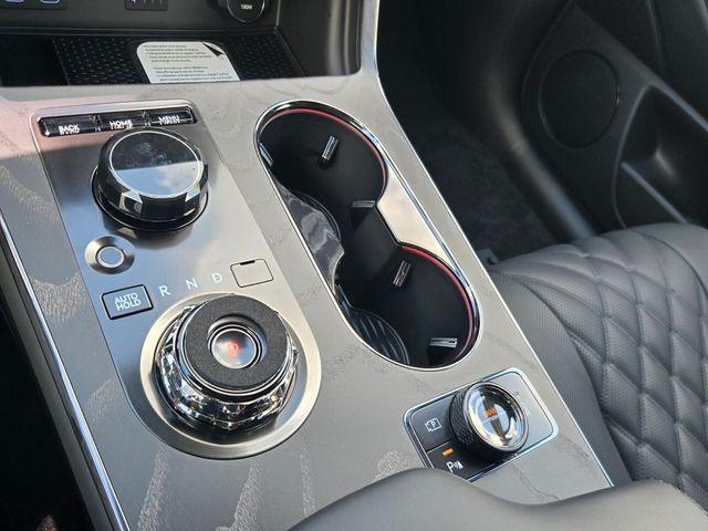 2027 Genesis GV80