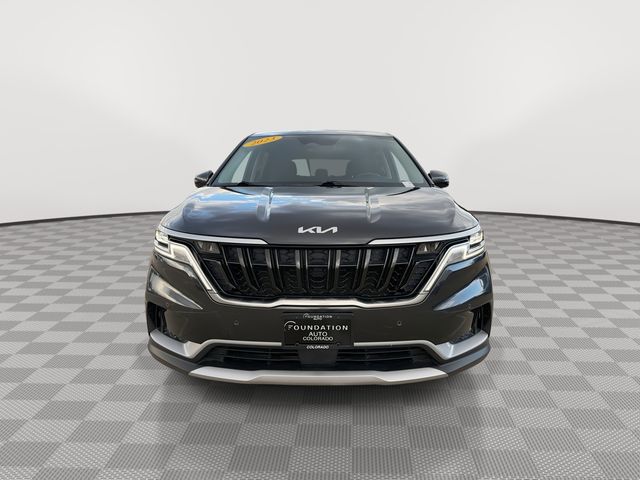 Used 2023 Kia Carnival Van