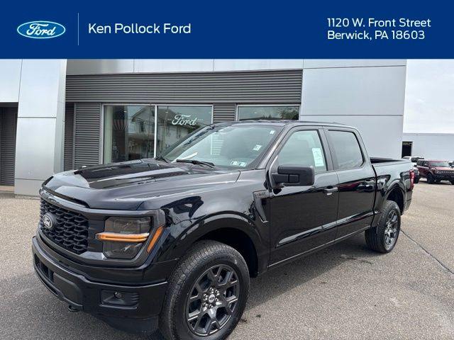 Agate Black Metallic 2026 Ford F-150 Pickup Truck Four-Wheel Drive Automatic