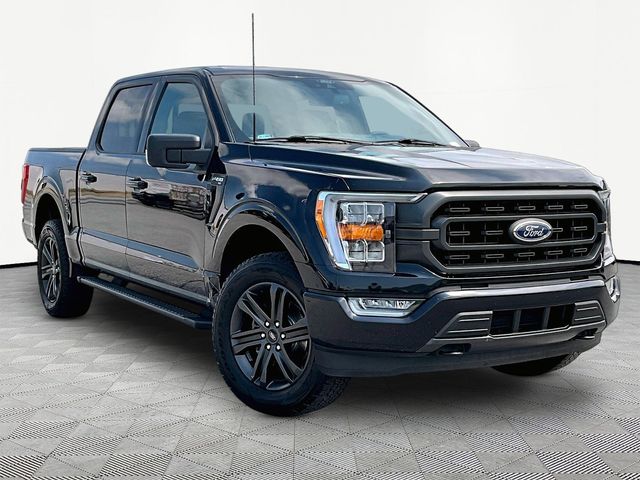  2021 Ford F-150 XLT SuperCrew 4WD   