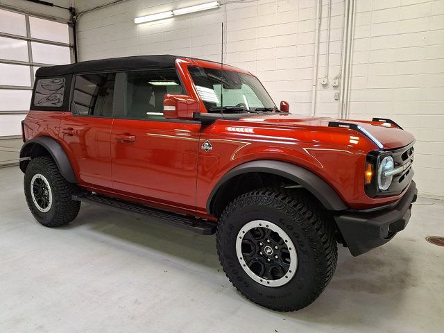 Chili Pepper Red 2024 Ford Bronco Outer Banks 4-Door 4WD SUV / Crossover Four-Wheel Drive Automatic