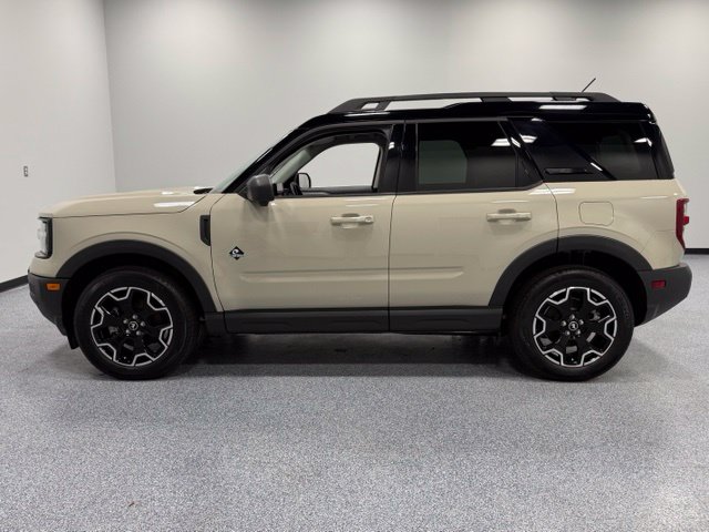 Used 2025 Beige Ford Outer Banks image 5