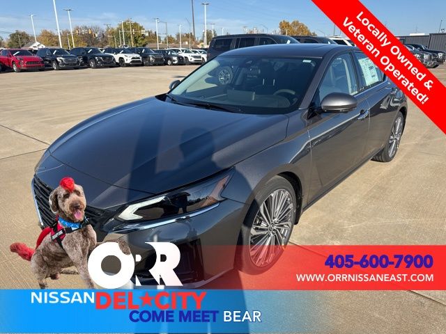 Gray (Gun Metallic) 2025 Nissan Altima Sedan Front-Wheel Drive Continuously Variable Transmission