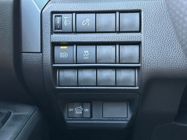 2025 Toyota Tacoma TRD Off Road - Photo 12